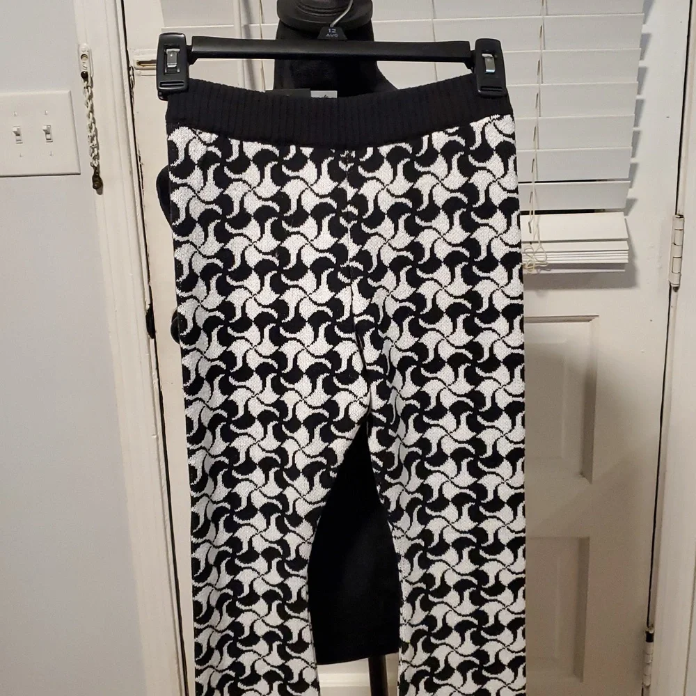 Pastiche Sweater Pants.NWT. - Picture 3 of 7